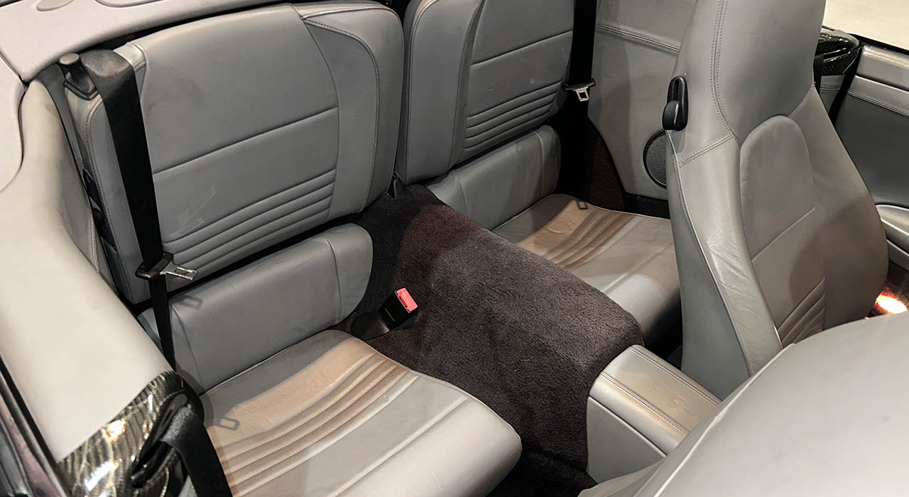 11th Image of a 2004 PORSCHE 911 TURBO