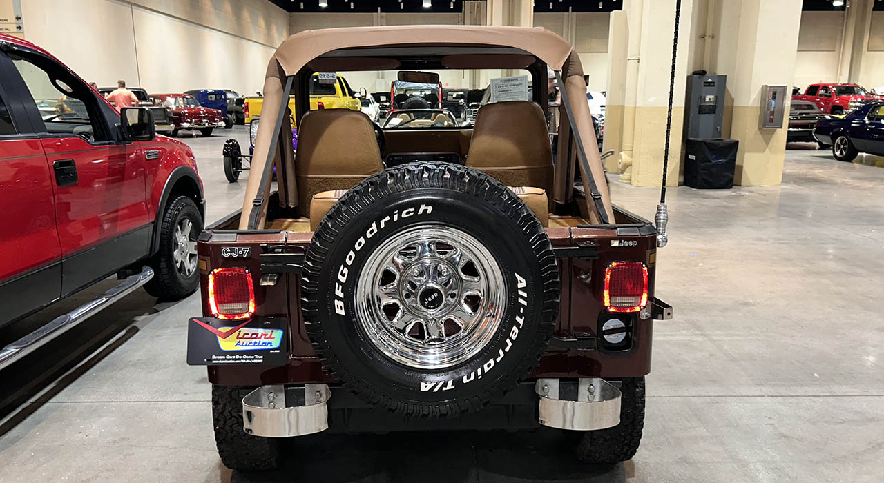 4th Image of a 1986 JEEP CJ7
