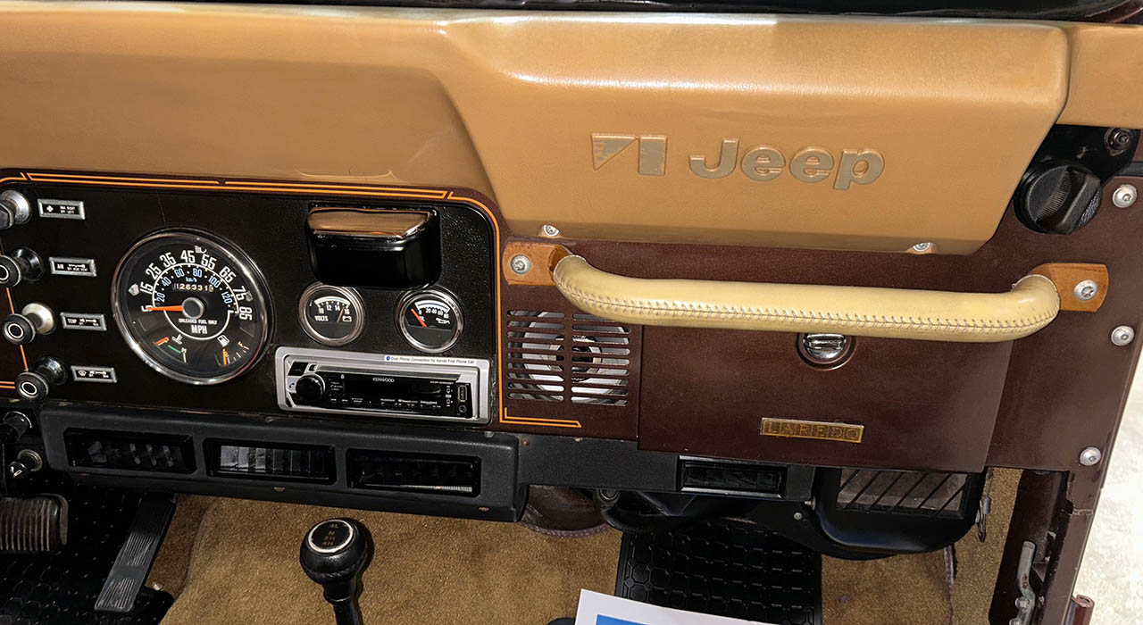10th Image of a 1986 JEEP CJ7