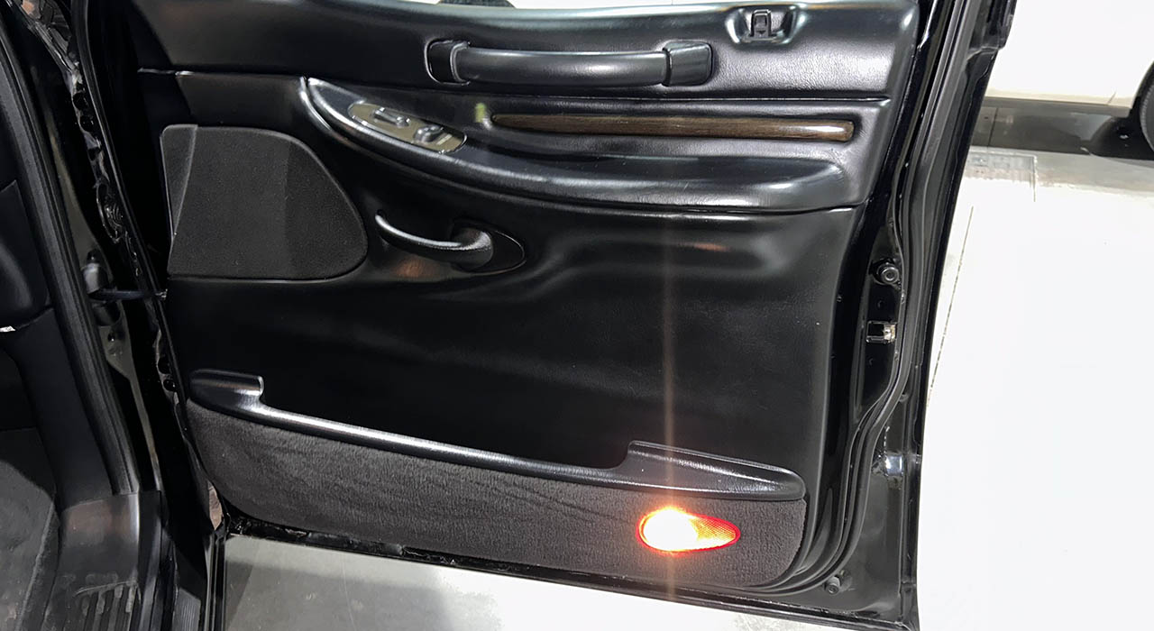 7th Image of a 2002 LINCOLN BLACKWOOD