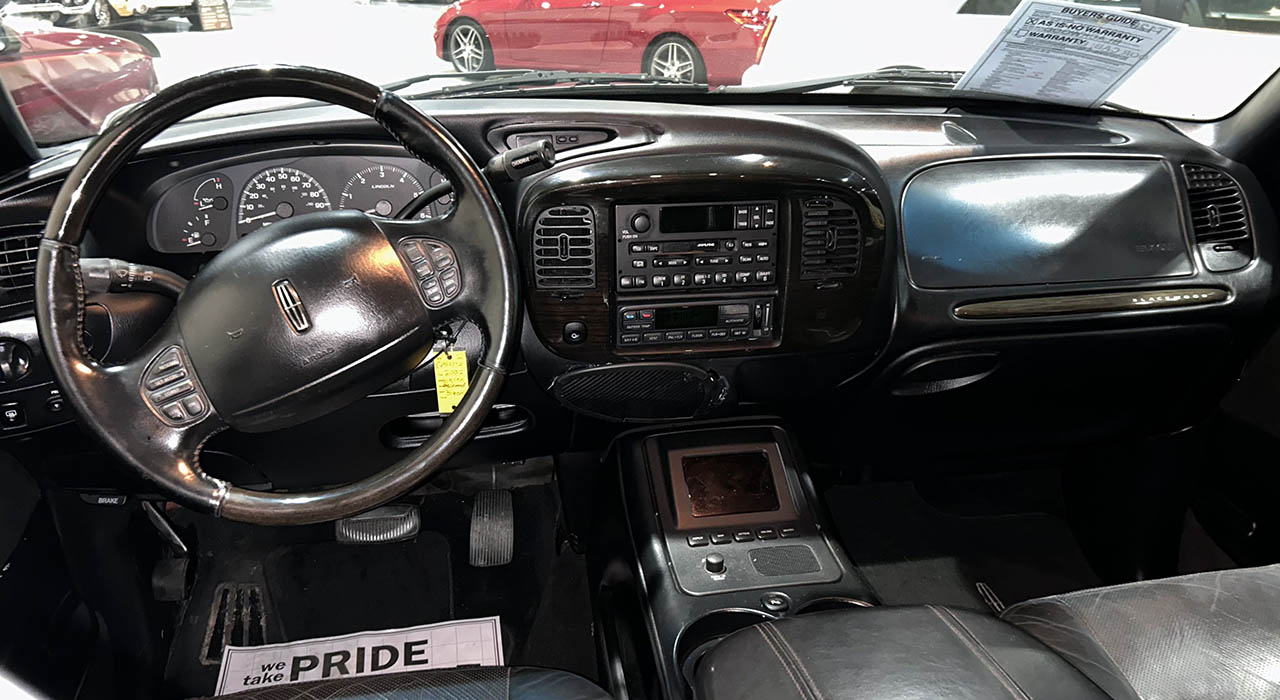 8th Image of a 2002 LINCOLN BLACKWOOD