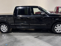 Image 3 of 16 of a 2002 LINCOLN BLACKWOOD