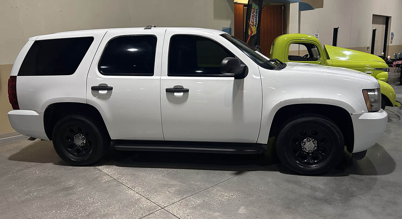 2nd Image of a 2013 CHEVROLET TAHOE POLICE VEHICLE POLICE