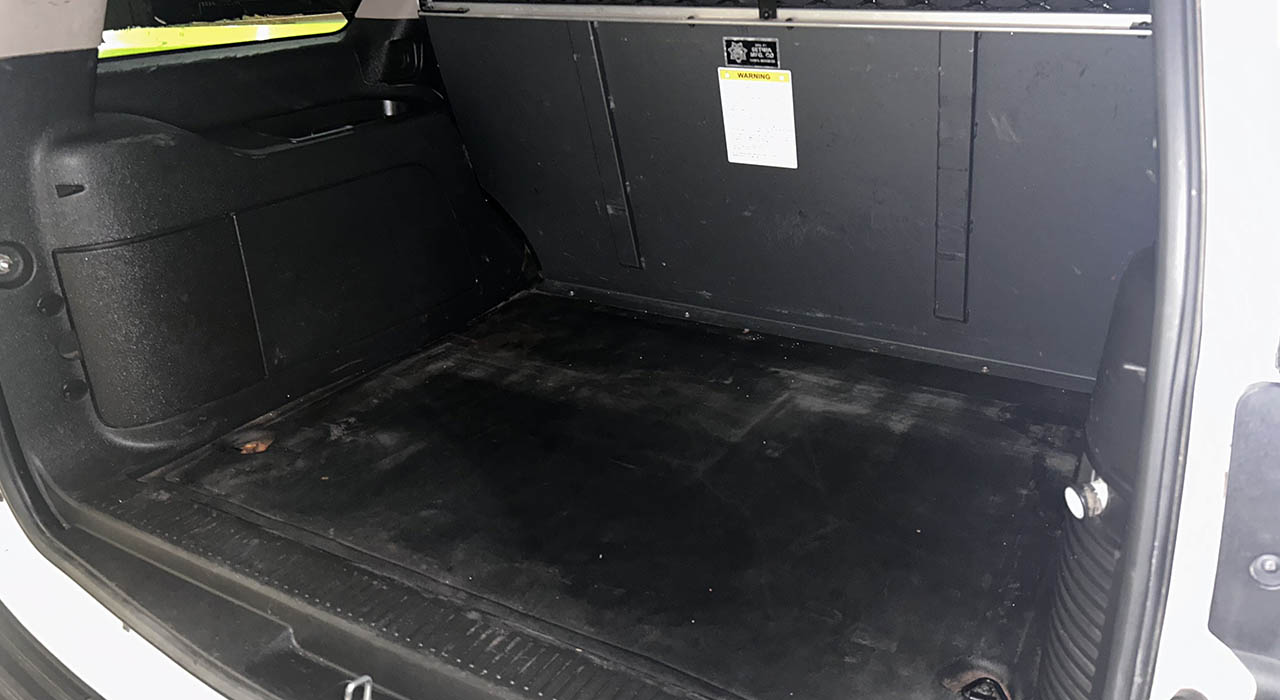 5th Image of a 2013 CHEVROLET TAHOE POLICE VEHICLE POLICE