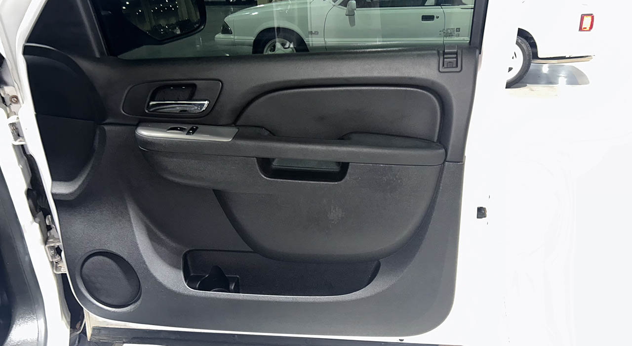 7th Image of a 2013 CHEVROLET TAHOE POLICE VEHICLE POLICE