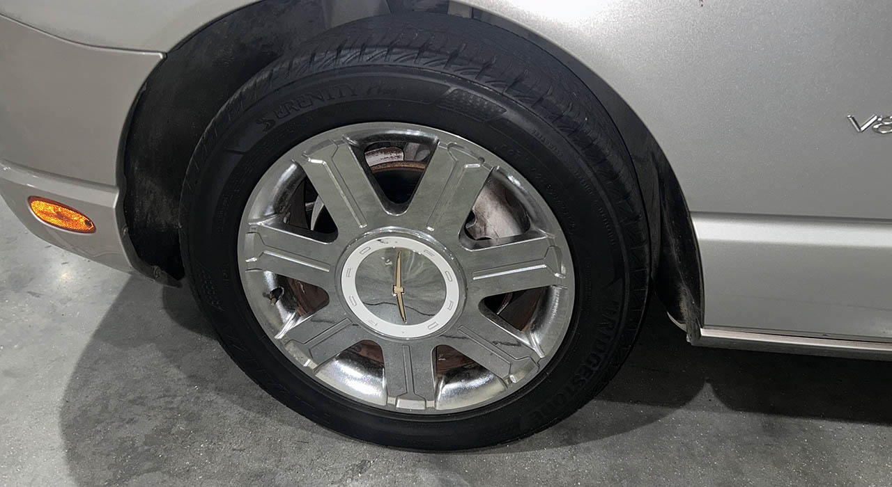 5th Image of a 2004 FORD THUNDERBIRD