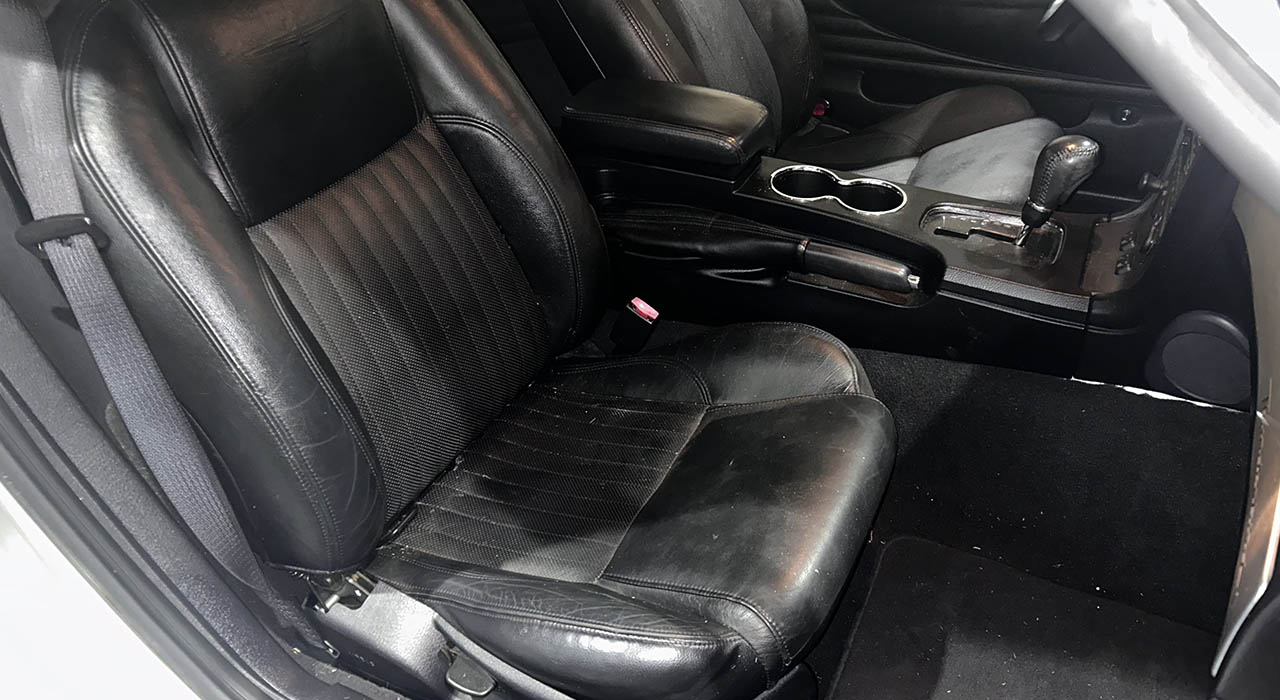 9th Image of a 2004 FORD THUNDERBIRD