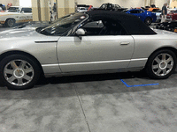 Image 3 of 12 of a 2004 FORD THUNDERBIRD