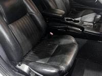 Image 10 of 12 of a 2004 FORD THUNDERBIRD