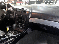 Image 11 of 12 of a 2004 FORD THUNDERBIRD