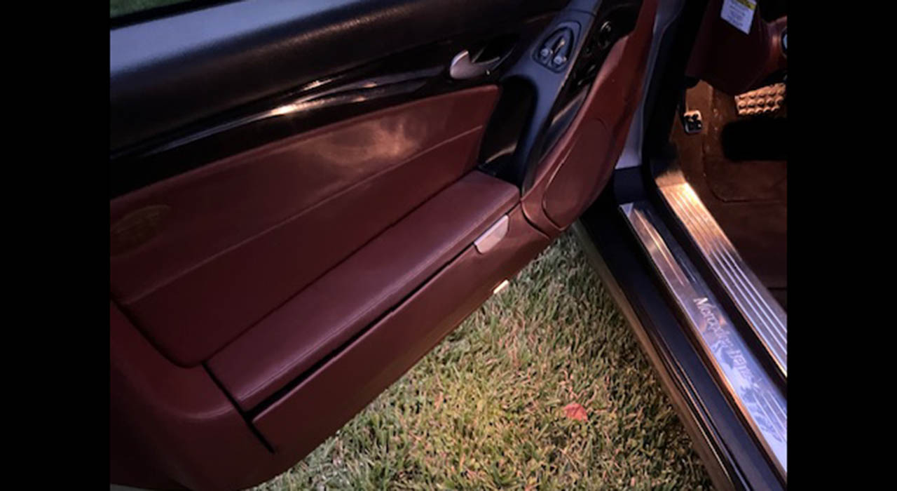 9th Image of a 2007 MERCEDES SL 550