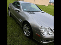 Image 2 of 15 of a 2007 MERCEDES SL 550