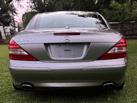 Image 3 of 15 of a 2007 MERCEDES SL 550