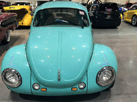 Image 4 of 13 of a 1973 VOLKSWAGEN BEETLE