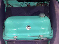 Image 6 of 13 of a 1973 VOLKSWAGEN BEETLE