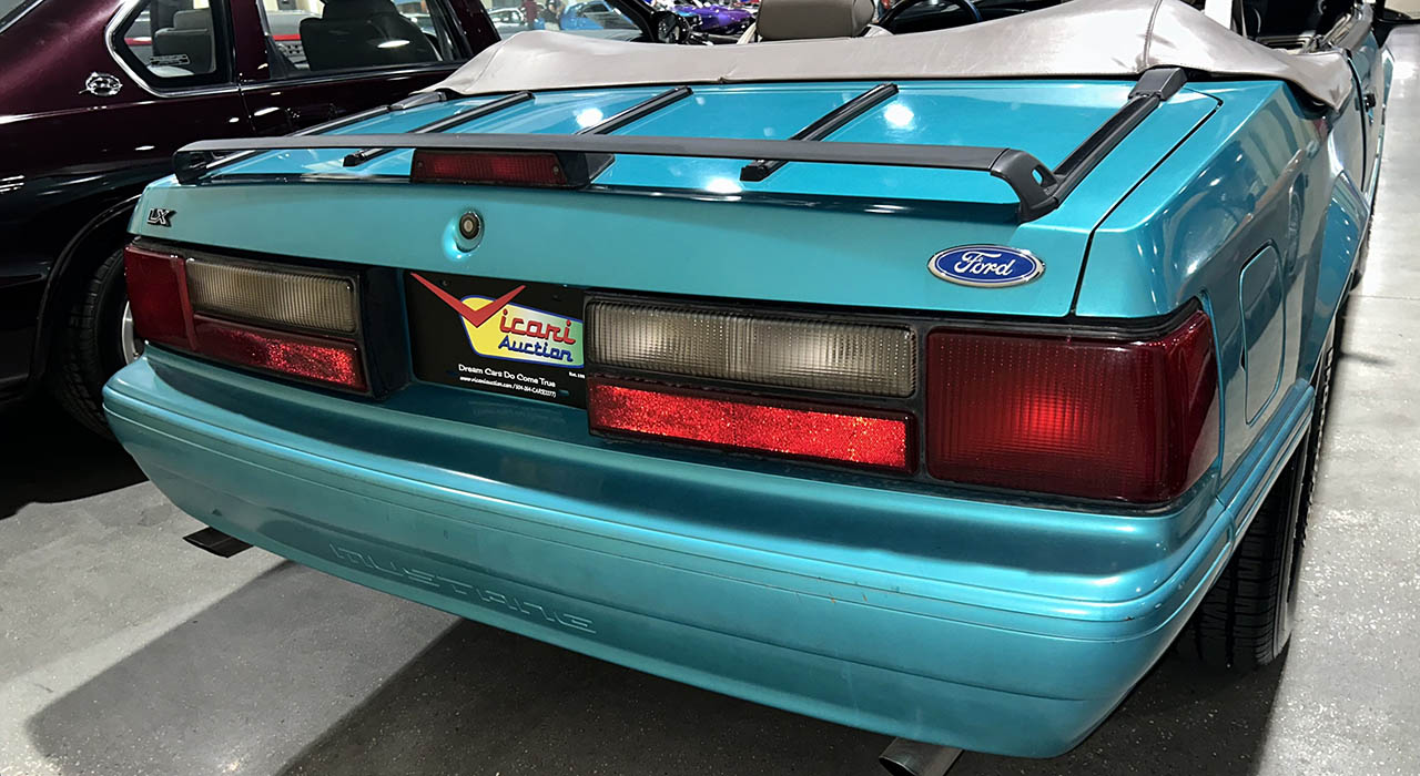 3rd Image of a 1992 FORD MUSTANG LX
