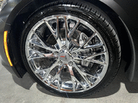 Image 5 of 10 of a 2019 CHEVROLET CORVETTE STINGRAY