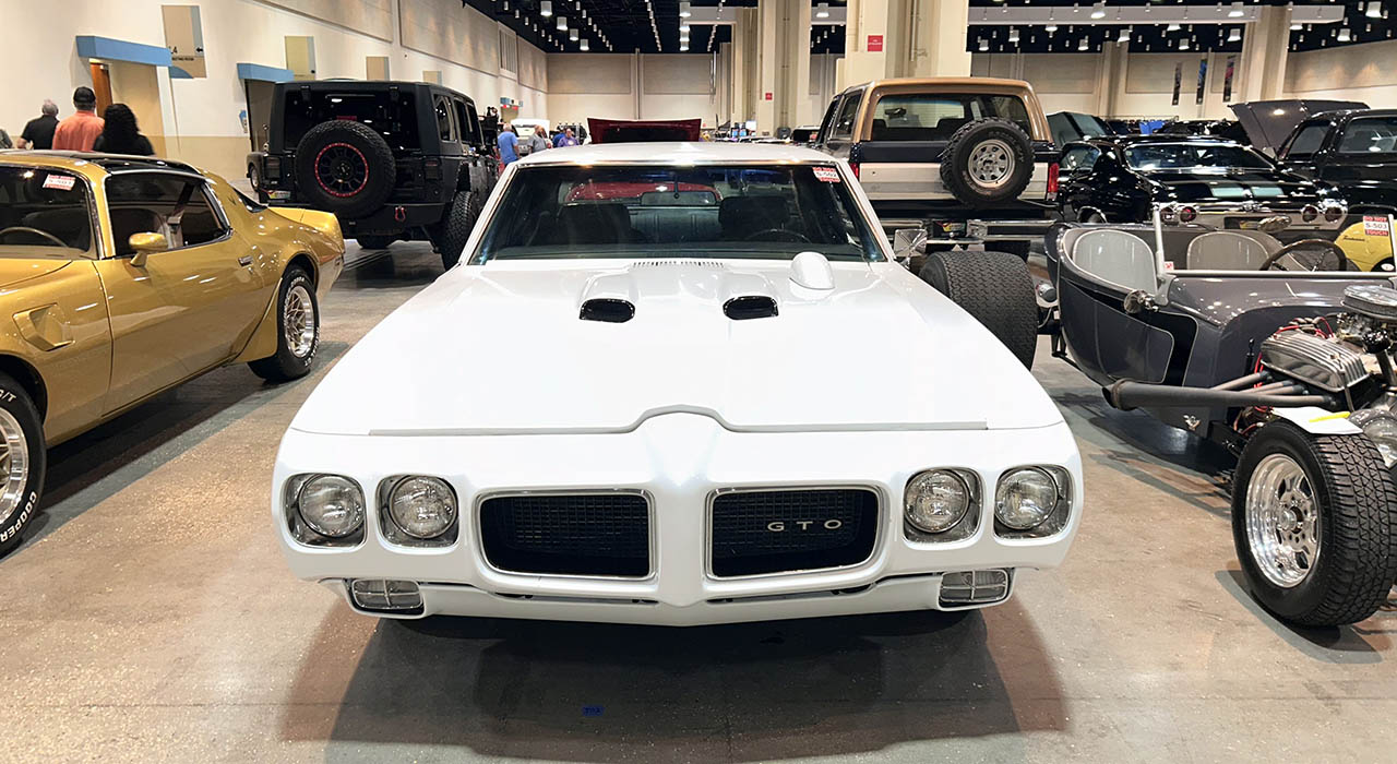 2nd Image of a 1970 PONTIAC GTO TRIBUTE