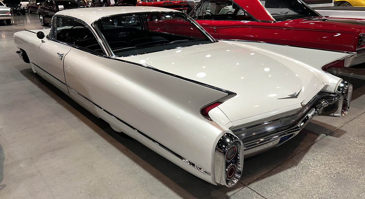 1st Image of a 1960 CADILLAC SERIES 62