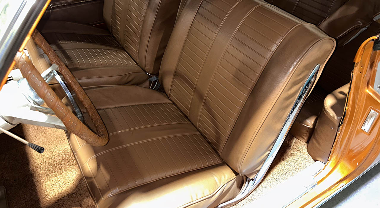 5th Image of a 1964 CHEVROLET CORVAIR