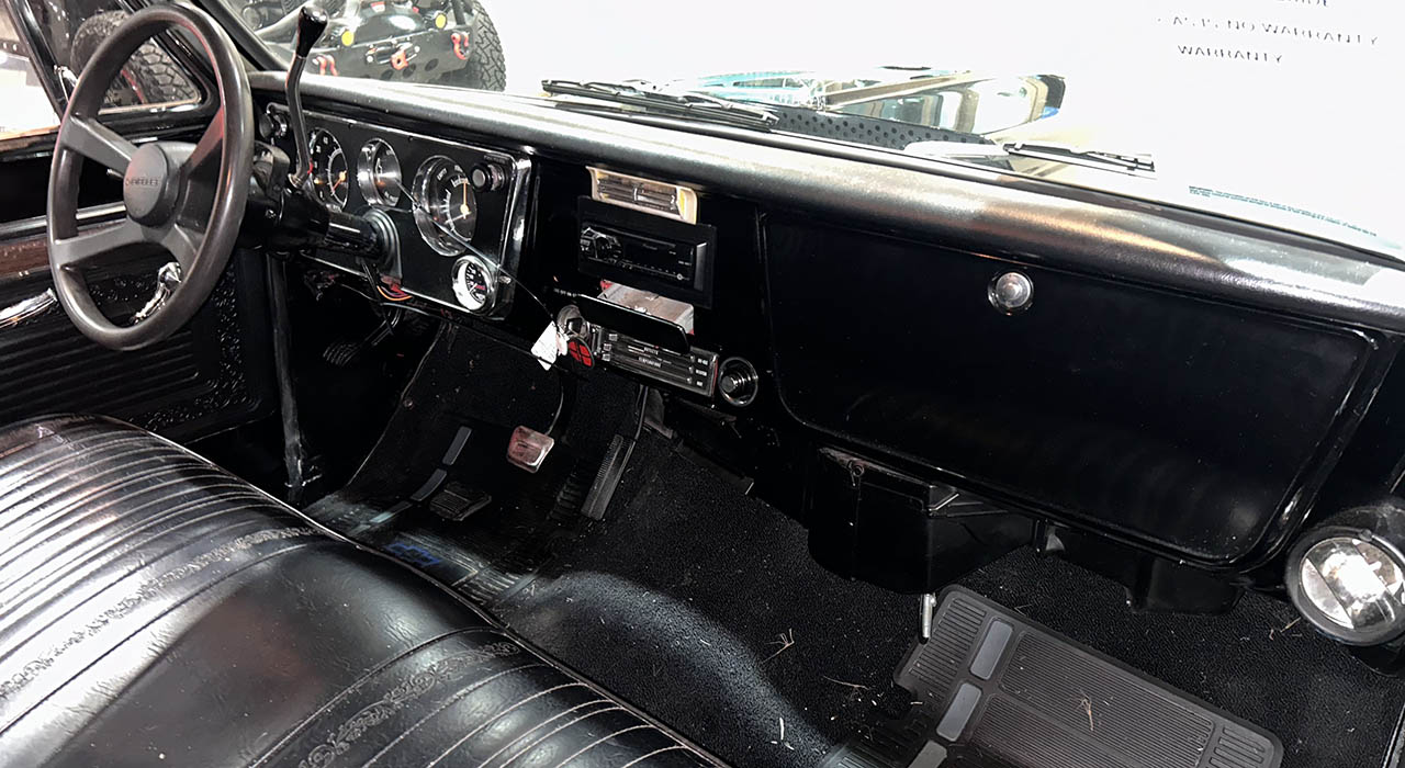 10th Image of a 1971 CHEVROLET C10