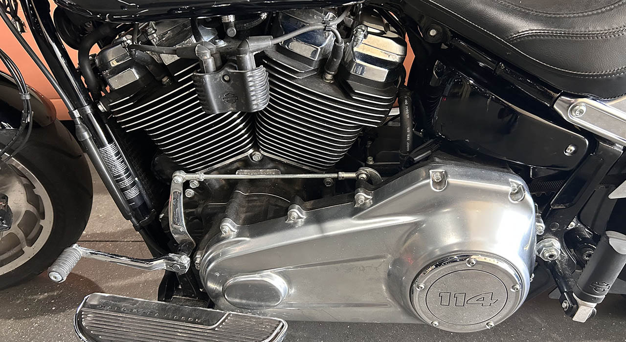 7th Image of a 2019 HARLEY-DAVIDSON FATBOY