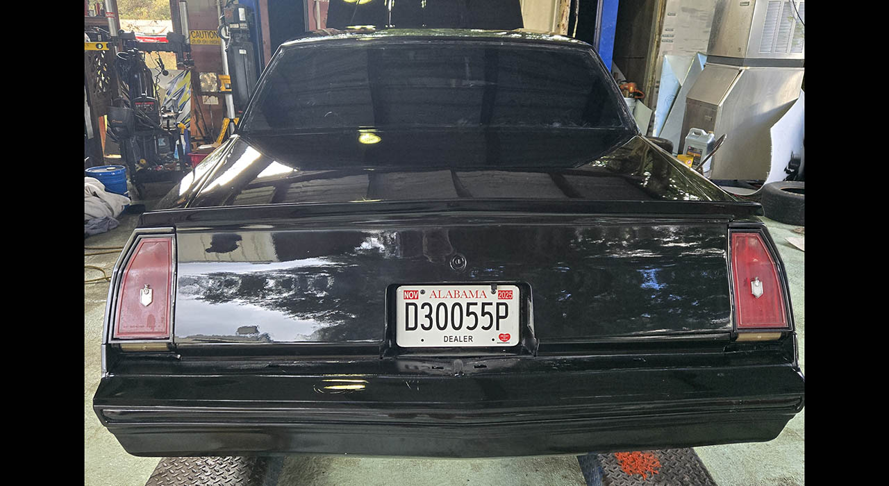 3rd Image of a 1985 CHEVROLET MONTE CARLO