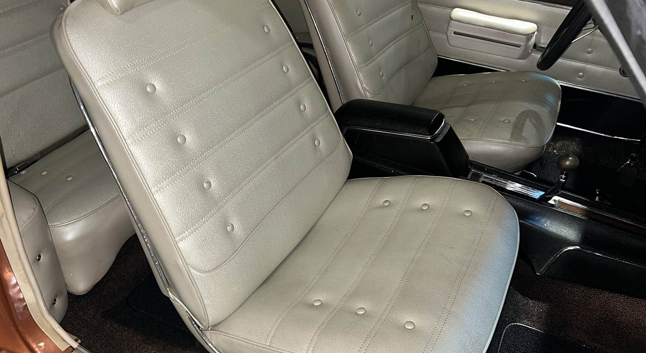 9th Image of a 1971 OLDSMOBILE CUTLAS