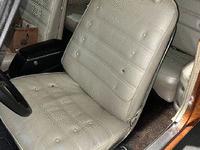 Image 8 of 11 of a 1971 OLDSMOBILE CUTLAS