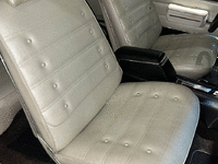 Image 10 of 11 of a 1971 OLDSMOBILE CUTLAS