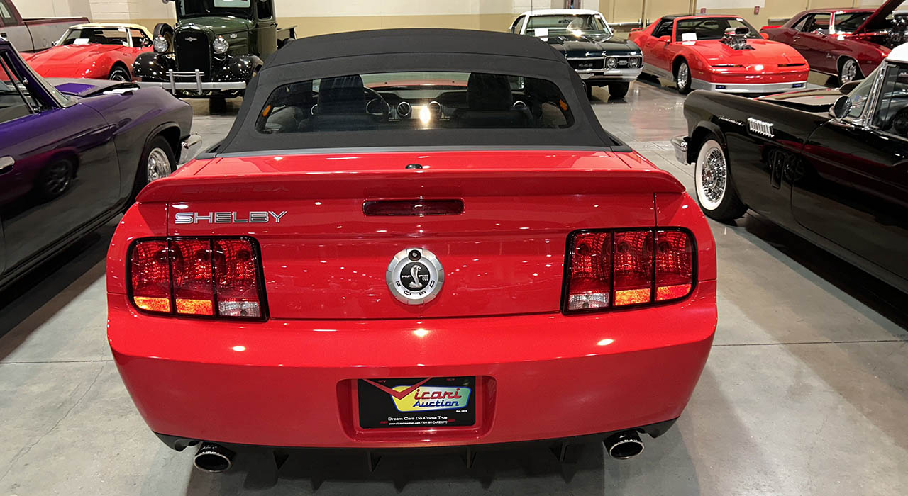 3rd Image of a 2008 FORD MUSTANG SHELBY GT500