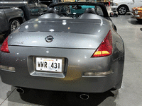 Image 5 of 12 of a 2004 NISSAN 350Z