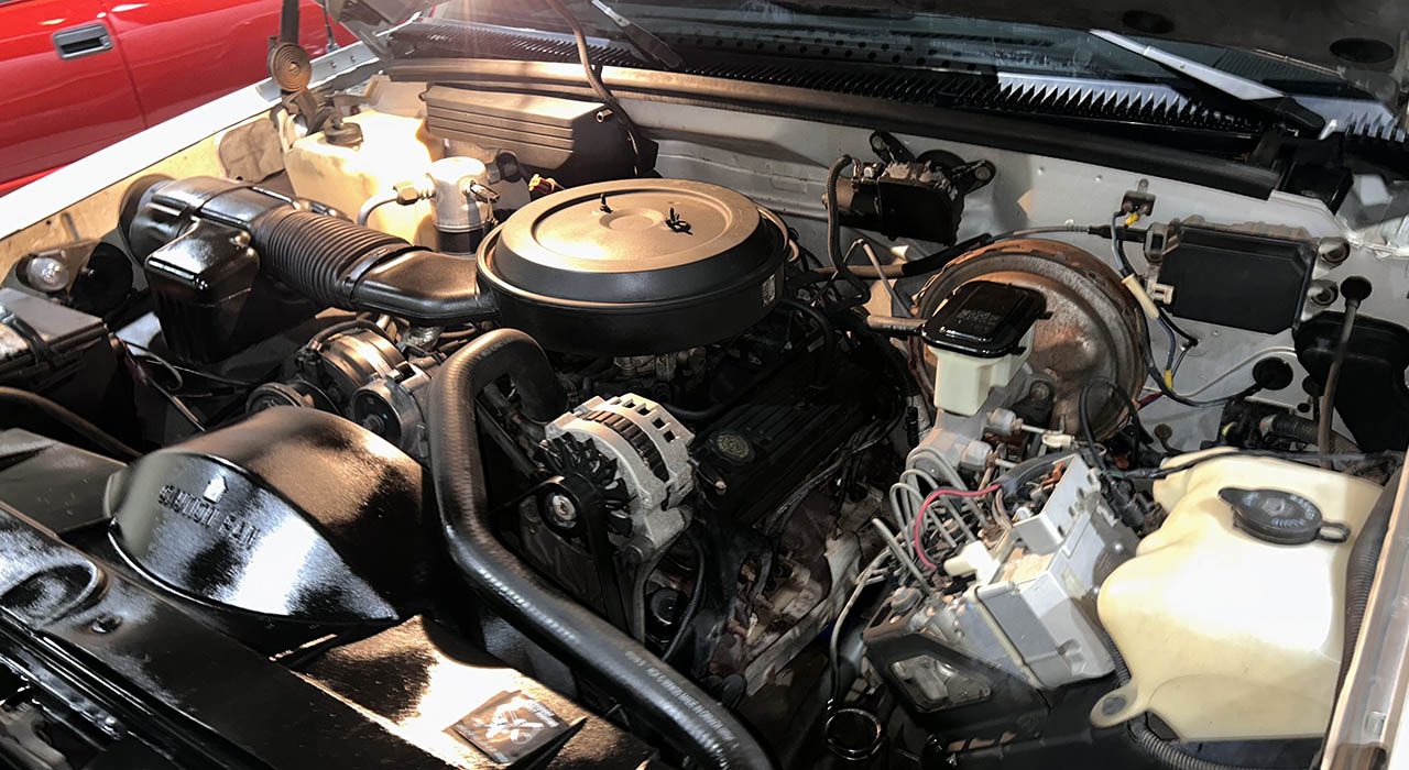 14th Image of a 1993 GMC YUKON