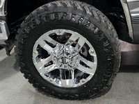 Image 6 of 15 of a 1993 GMC YUKON