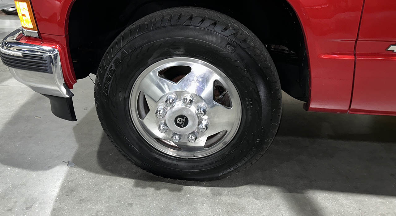 6th Image of a 1998 CHEVROLET C3500