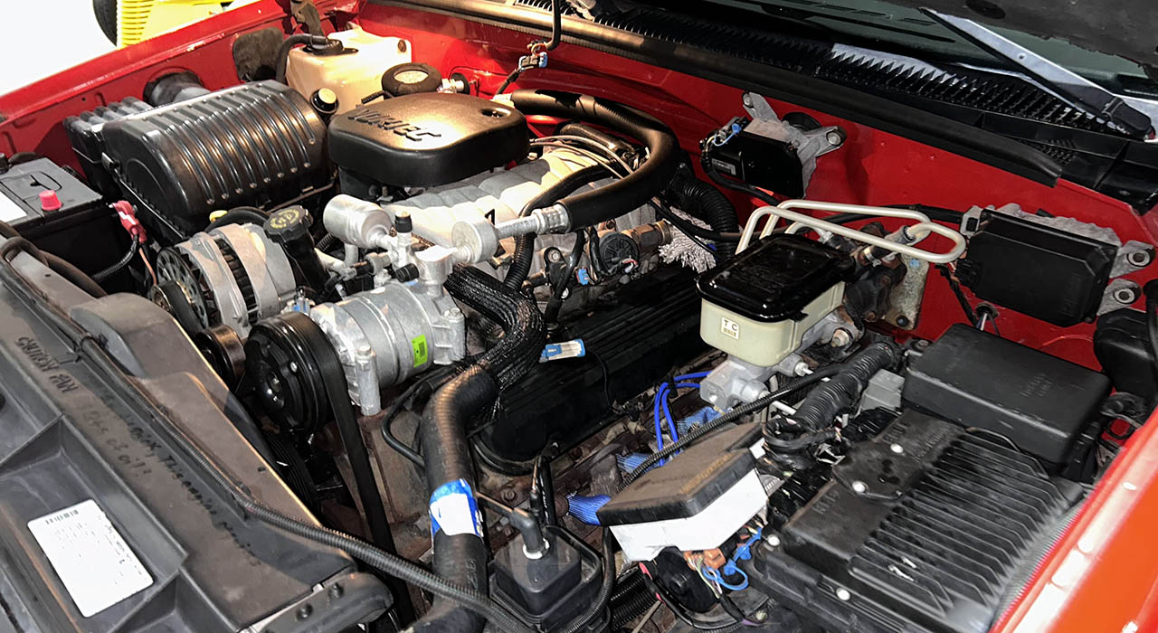 13th Image of a 1998 CHEVROLET C3500