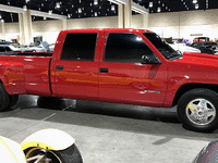 Image 2 of 15 of a 1998 CHEVROLET C3500