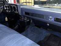 Image 11 of 14 of a 1986 CHEVROLET C10
