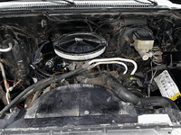 Image 13 of 14 of a 1986 CHEVROLET C10