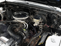 Image 14 of 14 of a 1986 CHEVROLET C10