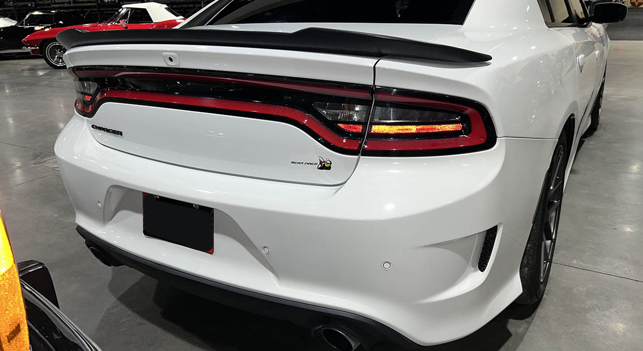 4th Image of a 2016 DODGE CHARGER SCAT PACK