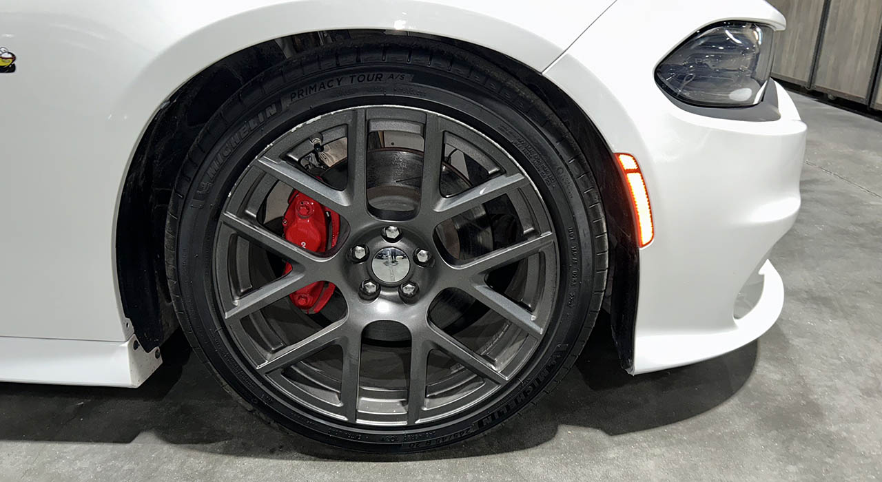 5th Image of a 2016 DODGE CHARGER SCAT PACK