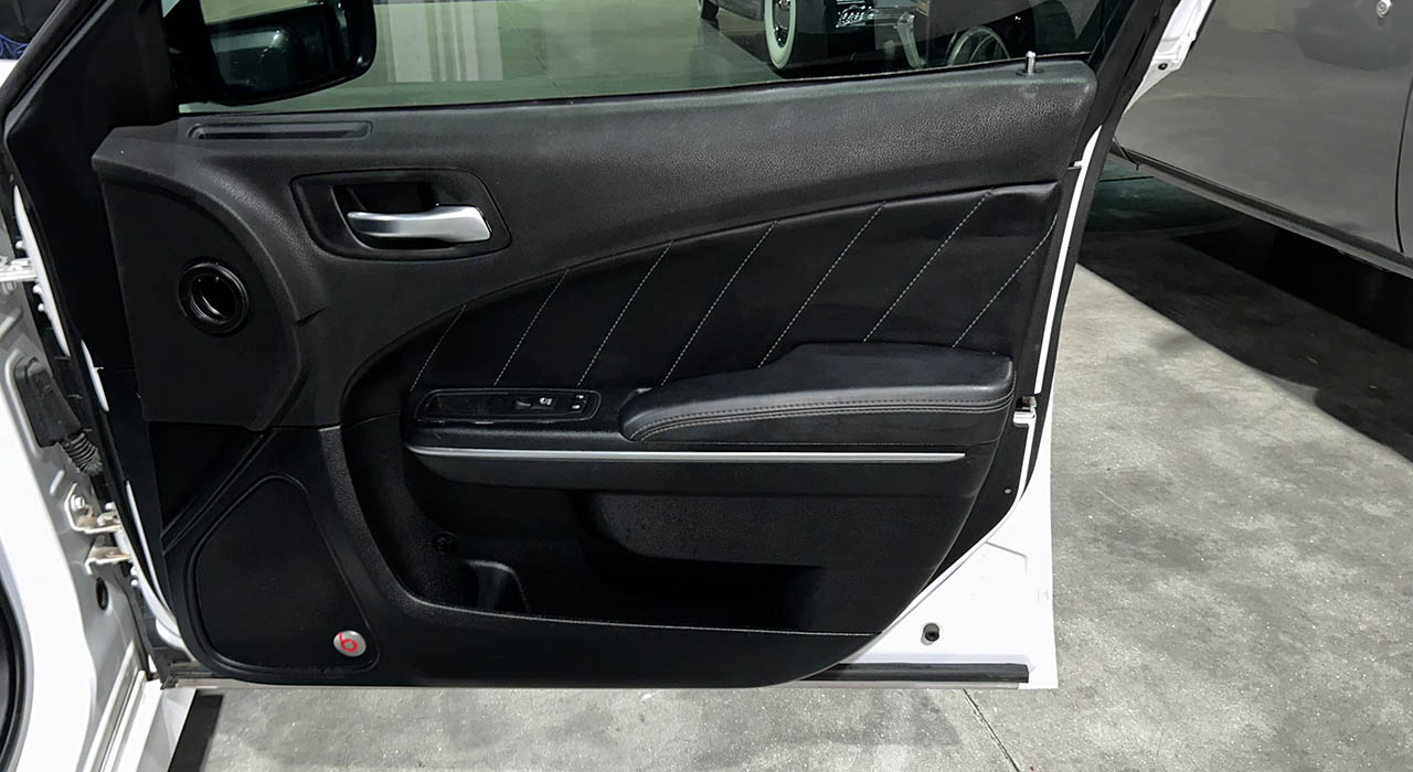 6th Image of a 2016 DODGE CHARGER SCAT PACK