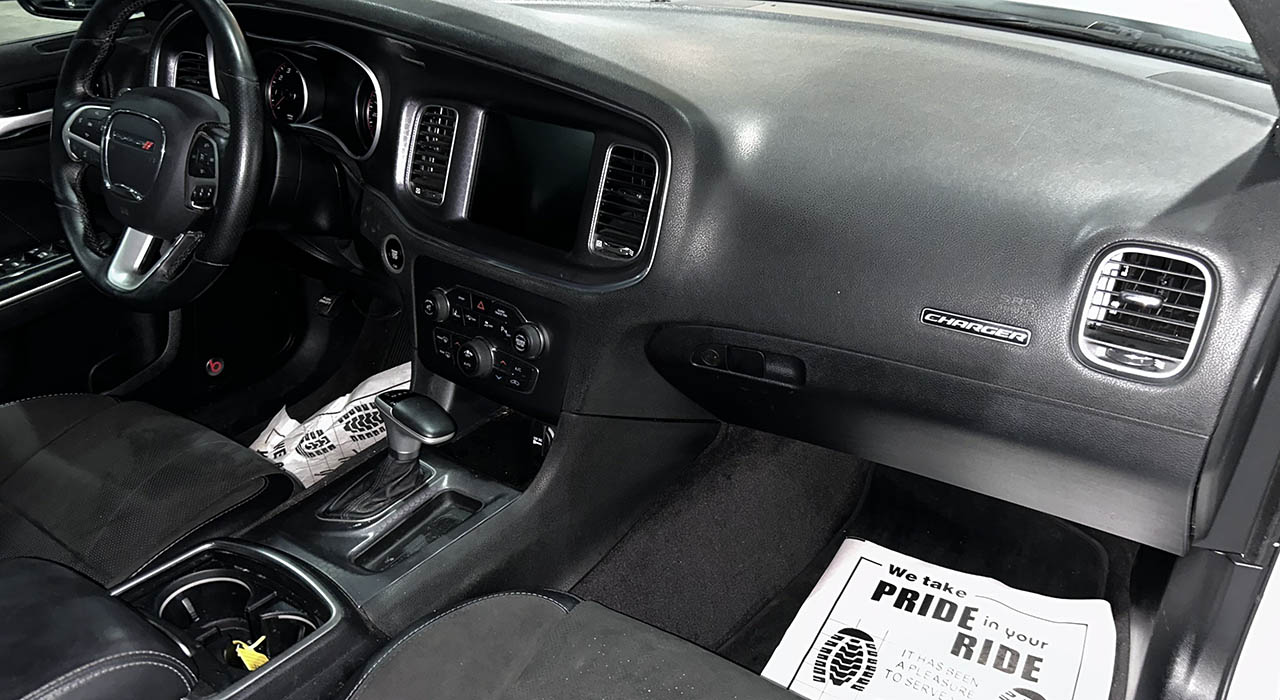 9th Image of a 2016 DODGE CHARGER SCAT PACK