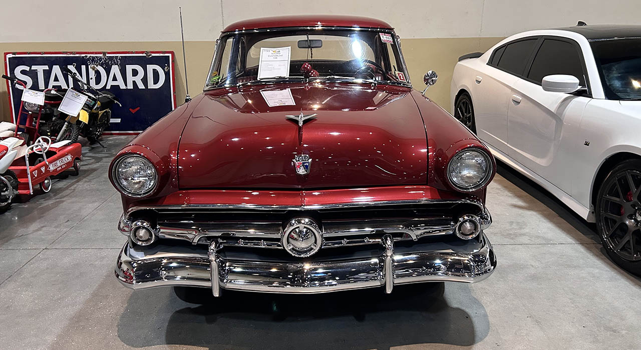 3rd Image of a 54 FORD CUSTOMLINE