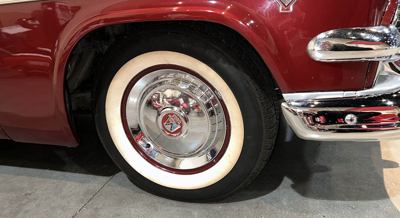 4th Image of a 54 FORD CUSTOMLINE