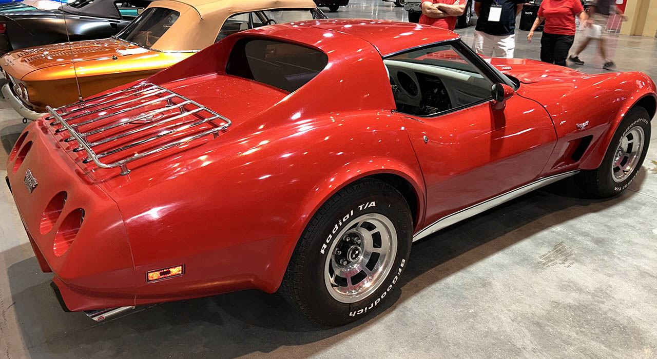1st Image of a 1977 CHEVROLET CORVETTE