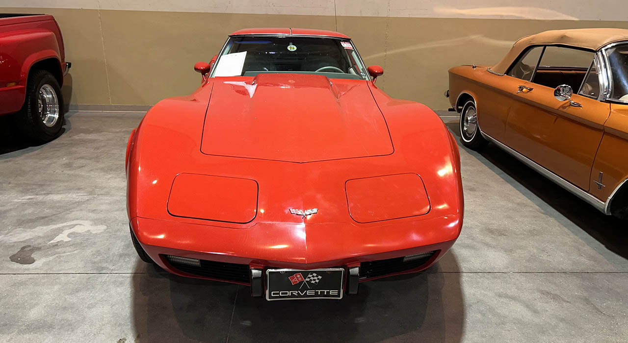 2nd Image of a 1977 CHEVROLET CORVETTE