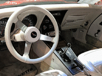 Image 8 of 12 of a 1977 CHEVROLET CORVETTE