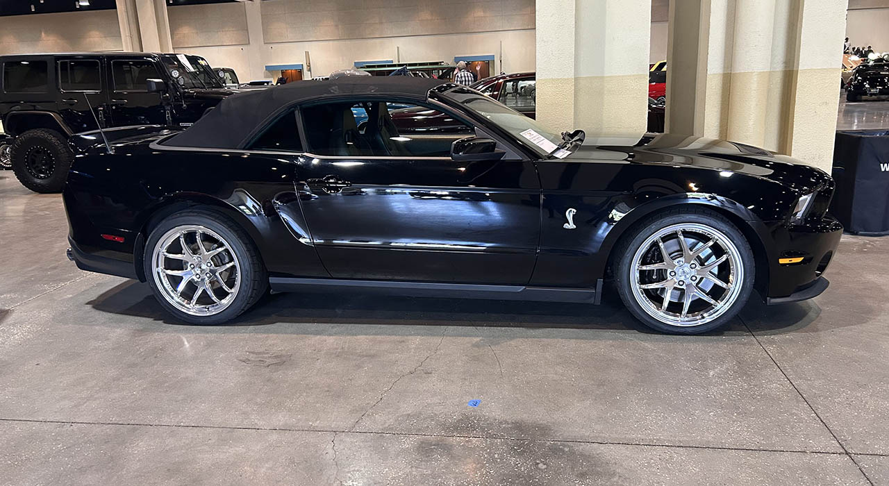 2nd Image of a 2012 FORD MUSTANG SHELBY GT500